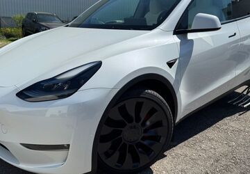 Tesla Model Y 28.195 km 42.500 &euro; Holzgerlingen 71088