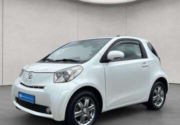 Toyota iQ 98.500 km 5.460 &euro; Esslingen am Neckar 73730