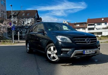 Mercedes-Benz ML 350 153.000 km 21.999 &euro; Leonberg 71229