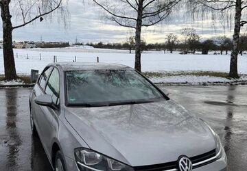 VW Golf 173.000 km 9.000 &euro; Esslingen 73730