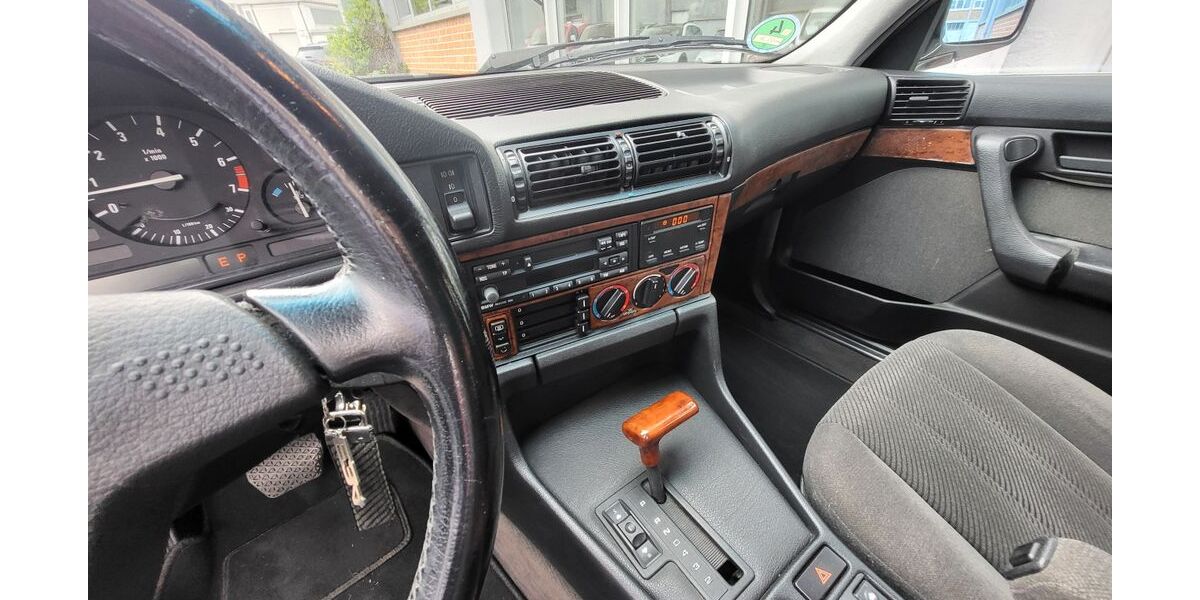 BMW 525 252.000 km 6.000 &euro; Stuttgart 70372