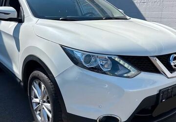Nissan Qashqai 64.000 km 9.999 &euro; Ditzingen 71254