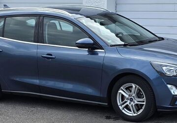 Ford Focus 77.000 km 9.800 &euro; Sindelfingen bei Stuttgart 71067