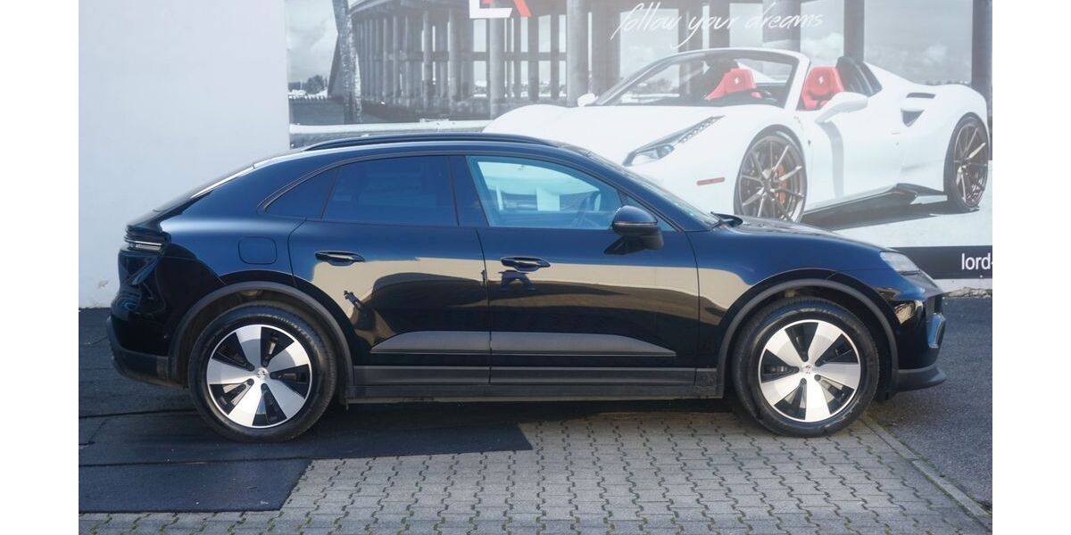 Porsche Macan 11.350 km 69.980 &euro; Stuttgart 70499