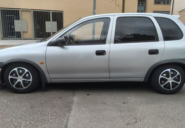 Opel Corsa 204.376 km 2.600 &euro; Esslingen 73730