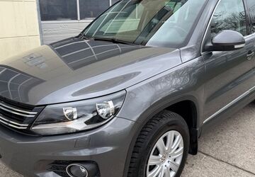 VW Tiguan 170.000 km 9.950 &euro; Sindelfingen/Stuttgart 71069
