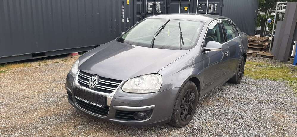VW Jetta 157.000 km 1.890 &euro; Vaihingen an der Enz 71665