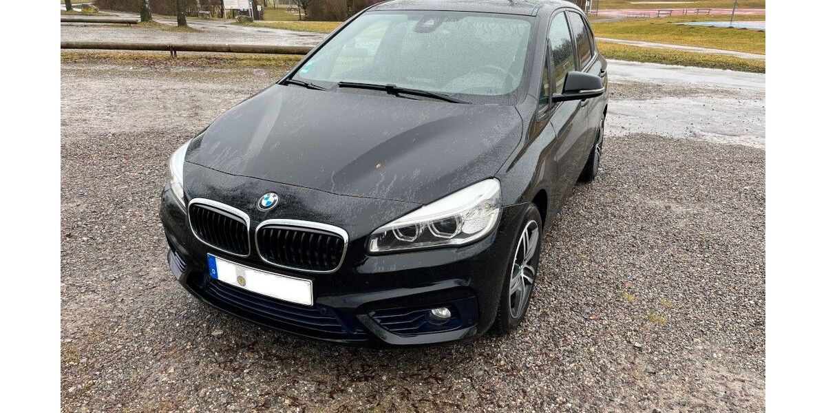 BMW 218 Active Tourer 98.000 km 10.500 &euro; Gäufelden 71126