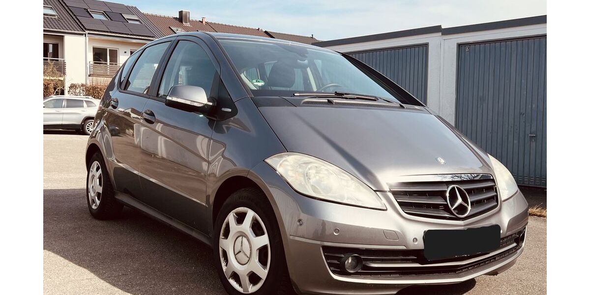 Mercedes-Benz A 160 87.500 km 5.500 &euro; Stuttgart 70599
