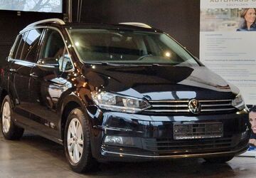 VW Touran 59.000 km 26.999 &euro; Gäufelden 71126