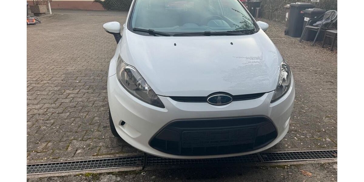 Ford Fiesta 141.000 km 2.850 &euro; Nürtingen 72622