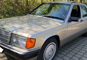 Mercedes-Benz 190 137.000 km 9.200 &euro; Stuttgart 70182