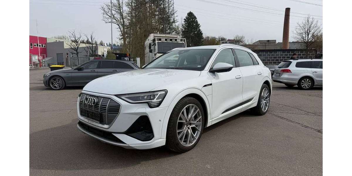Audi e-tron 118.000 km 29.999 &euro; Reutlingen 72766