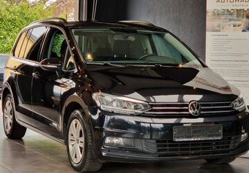 VW Touran 299.730 km 12.999 &euro; Gäufelden 71126