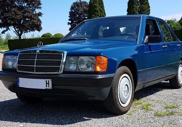 Mercedes-Benz 190 182.800 km 9.990 &euro; Wildberg 72218