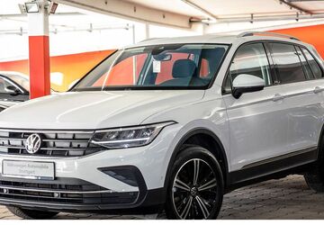 VW Tiguan 56.207 km 22.230 &euro; Stuttgart 70563