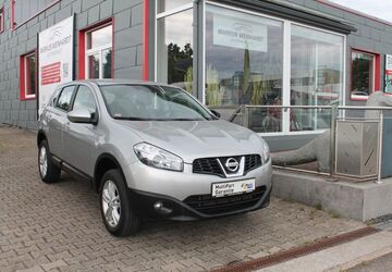 Nissan Qashqai 147.900 km 8.302 &euro; Nufringen 71154