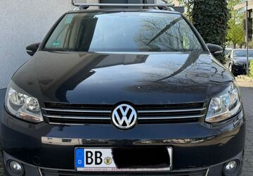 VW Touran 201.000 km 6.190 &euro; Renningen 71272