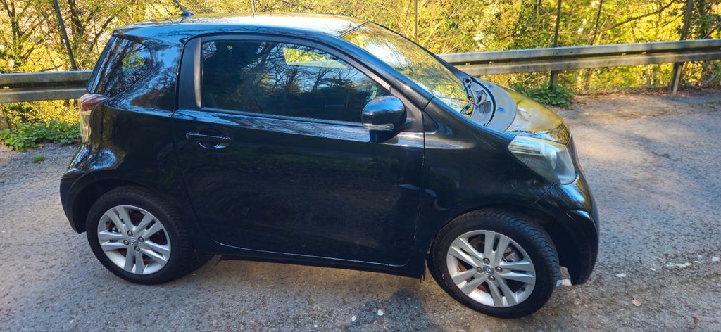 Toyota IQ 131.214 km 5.300 &euro; Pforzheim 75173