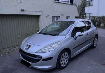 Peugeot 207 131.000 km 2.500 &euro; esslingen 73732