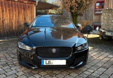 Jaguar XE 157.882 km 20.500 &euro; Sachsenheim 74343