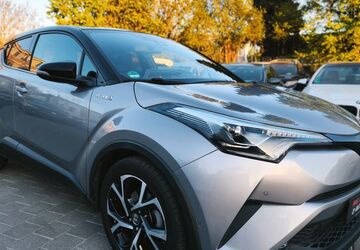 Toyota C-HR 100.246 km 16.500 &euro; Fellbach 70736