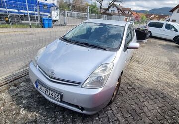 Toyota Prius 270.000 km 2.500 &euro; Tübingen 72074