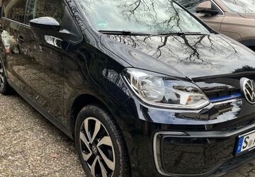 VW e-up! 45.665 km 12.900 &euro; Stuttgart 70469