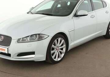 Jaguar XF 58.668 km 17.490 &euro; Stuttgart 70195