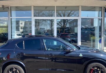 Alfa Romeo Stelvio 33.300 km 62.900 &euro; Asperg 71679