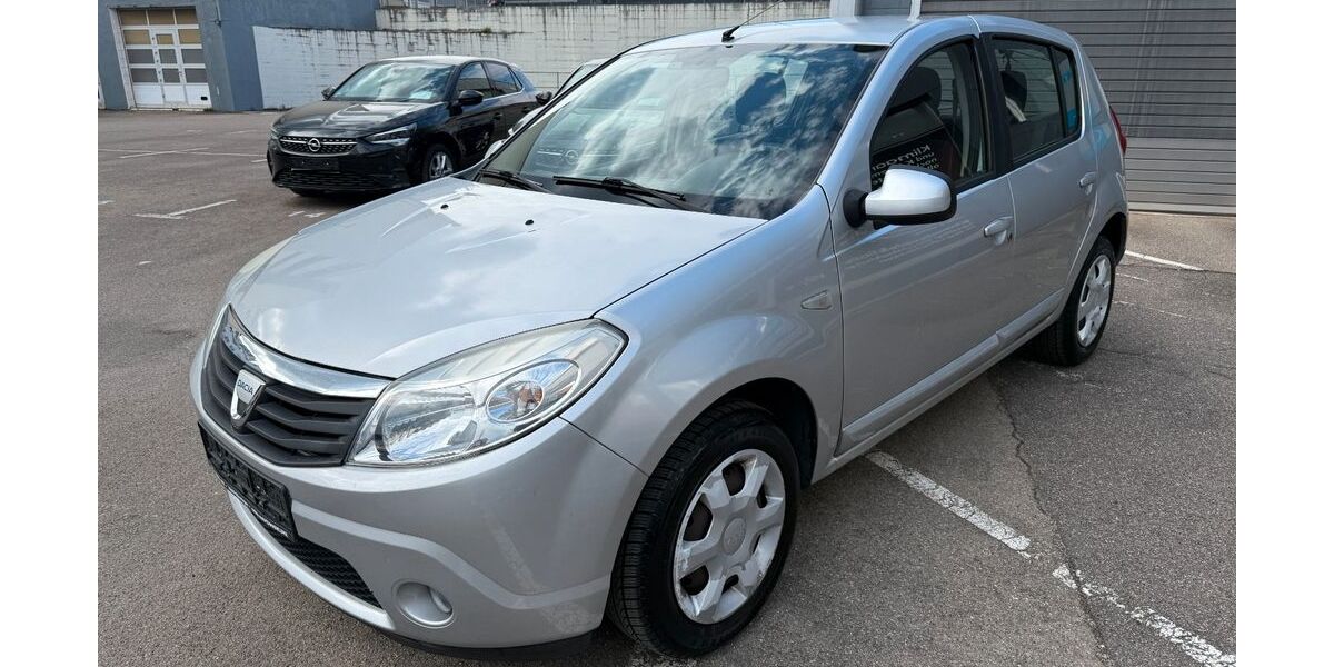 Dacia Sandero 29.000 km 4.490 &euro; Münchingen 70825
