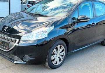 Peugeot 208 75.000 km 2.999 &euro; Calw 75365