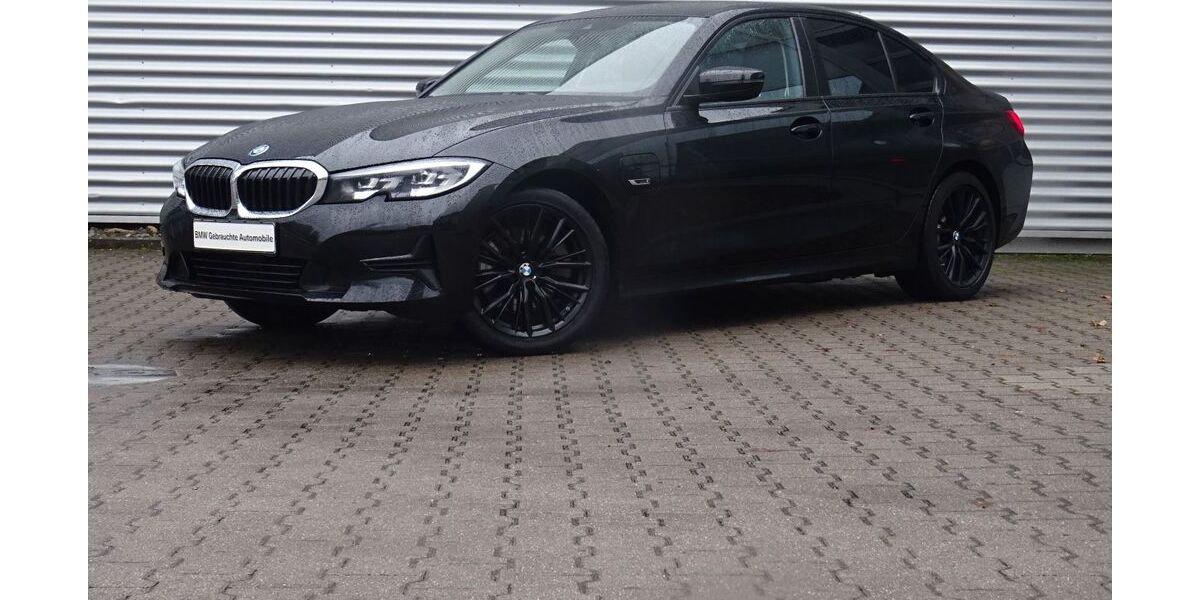 BMW 320 61.951 km 25.399 &euro; Bietigheim-Bissingen 74321
