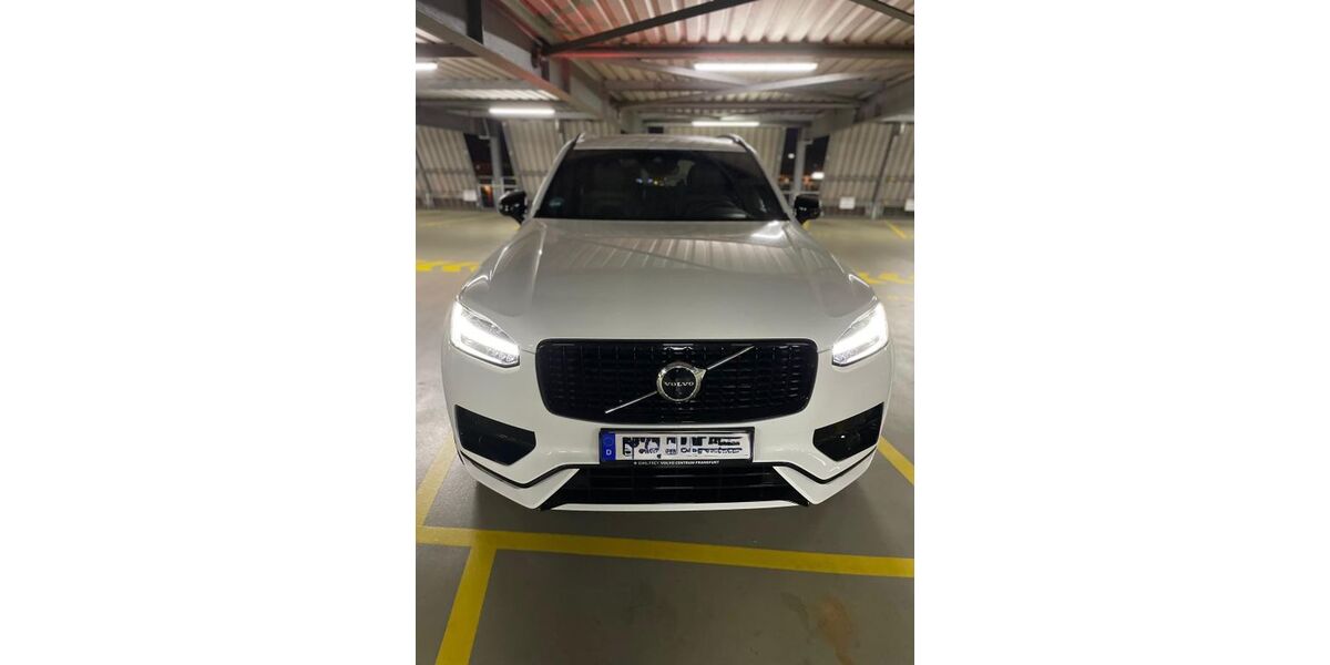 Volvo XC90 99.200 km 41.500 &euro; Stuttgart 70469