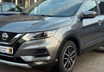 Nissan Qashqai 70.340 km 17.900 &euro; ESSLINGEN 73728