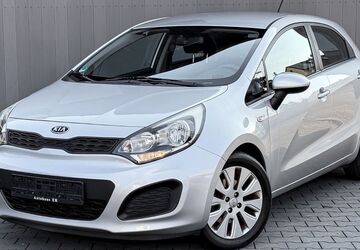 Kia Rio 65.000 km 5.880 &euro; Reutlingen 72770