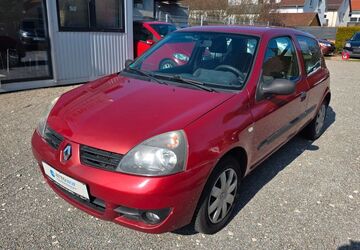 Renault Clio 158.000 km 2.390 &euro; Reutlingen 72770