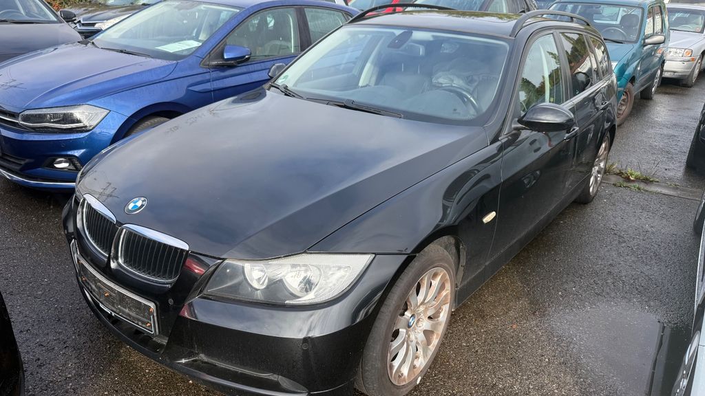 BMW 318 176.000 km 4.999 &euro; Sindelfingen 71065