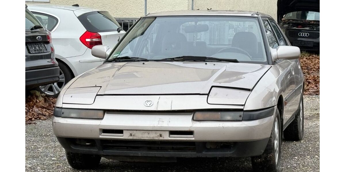 Mazda 323 76.000 km 1.490 &euro; Reutlingen 72762