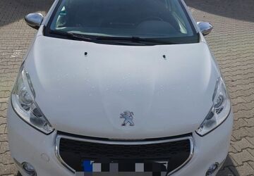 Peugeot 208 114.000 km 3.500 &euro; Ludwigsburg 71640