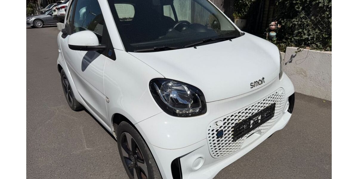 Smart ForTwo 25.000 km 9.999 &euro; Ditzingen 71254