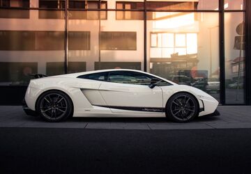 Lamborghini Gallardo 24.000 km 197.950 &euro; Tübingen 72072
