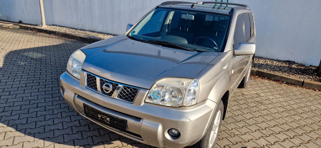 Nissan X-Trail 231.000 km 3.990 &euro; Waiblingen OT Hegnach 71334