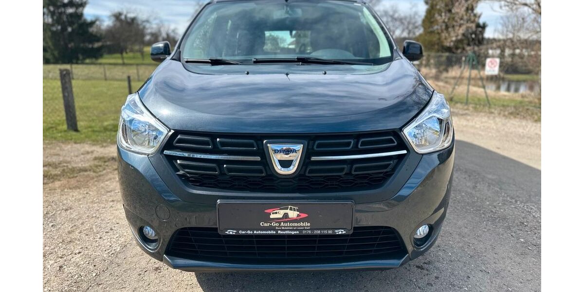 Dacia Lodgy 136.000 km 9.499 &euro; Reutlingen 72770