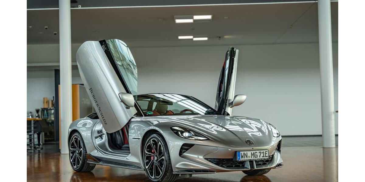 MG Cyberster 3.000 km 61.590 &euro; Waiblingen 71332