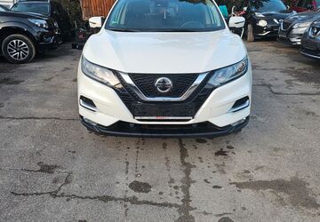 Nissan Qashqai 72.000 km 12.500 &euro; Stuttgart 70376