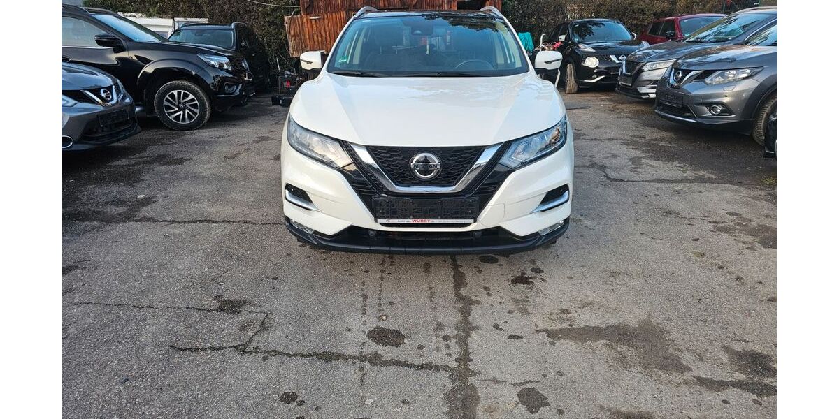 Nissan Qashqai 72.000 km 13.250 &euro; Stuttgart 70376