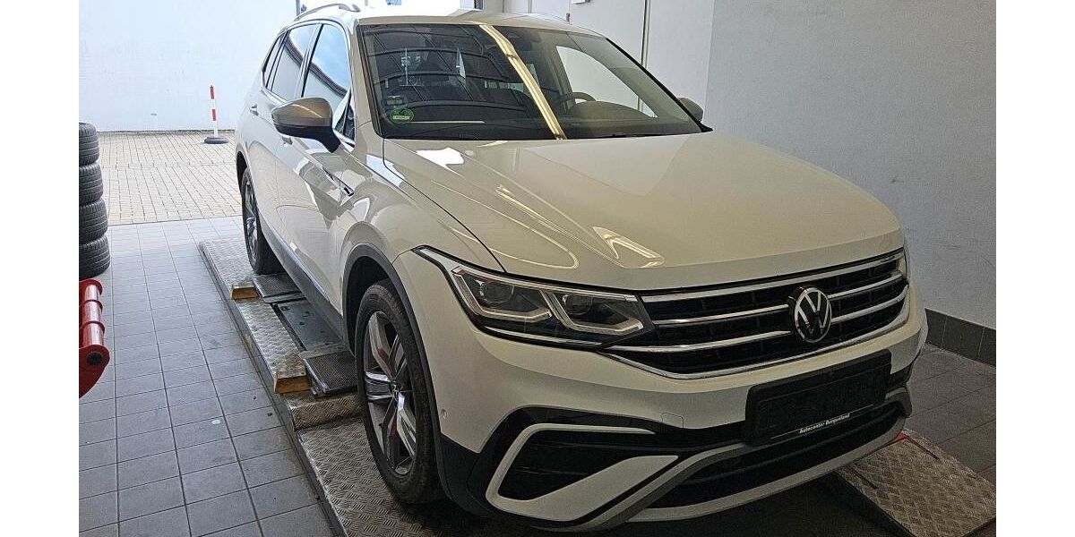 VW Tiguan Allspace 224.000 km 22.550 &euro; Ditzingen 71254