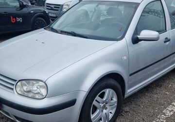 VW Golf 91.000 km 3.650 &euro; Stuttgart 70597