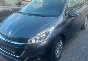 Peugeot 208 76.000 km 6.700 &euro; Sindelfingen 71065